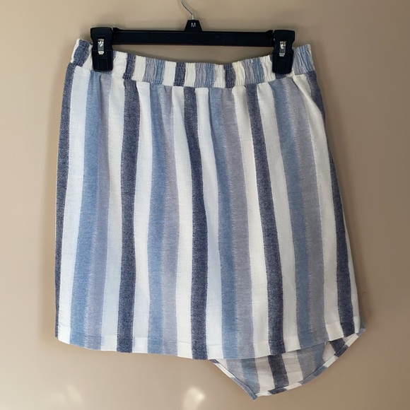 NWT BCBGeneration Striped Asymmetrical Mini Skirt - Picture 4 of 4